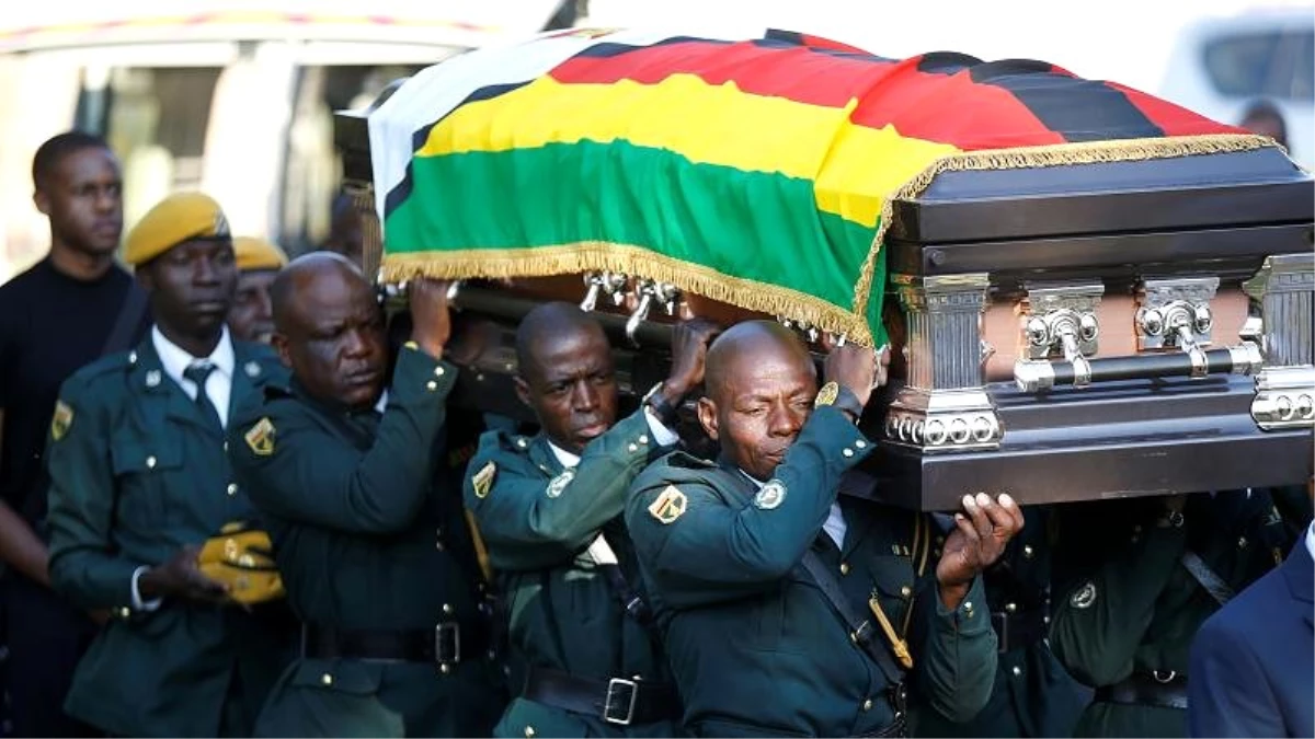 Zimbabve hükümeti, Mugabe\'nin anıt kabirde gömülmesi önerisini ailenin itirazı üzerine iptal etti