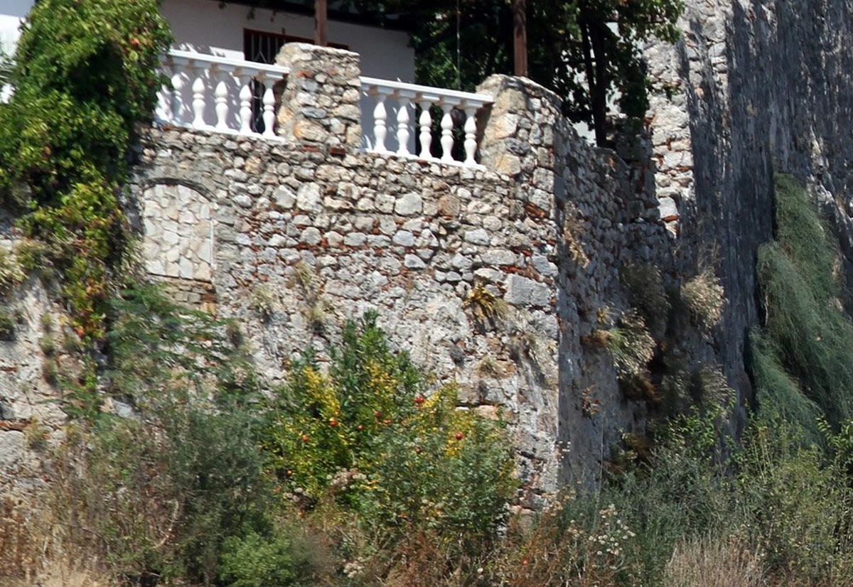 Alanya Kalesi\'ndeki tarihi skandal
