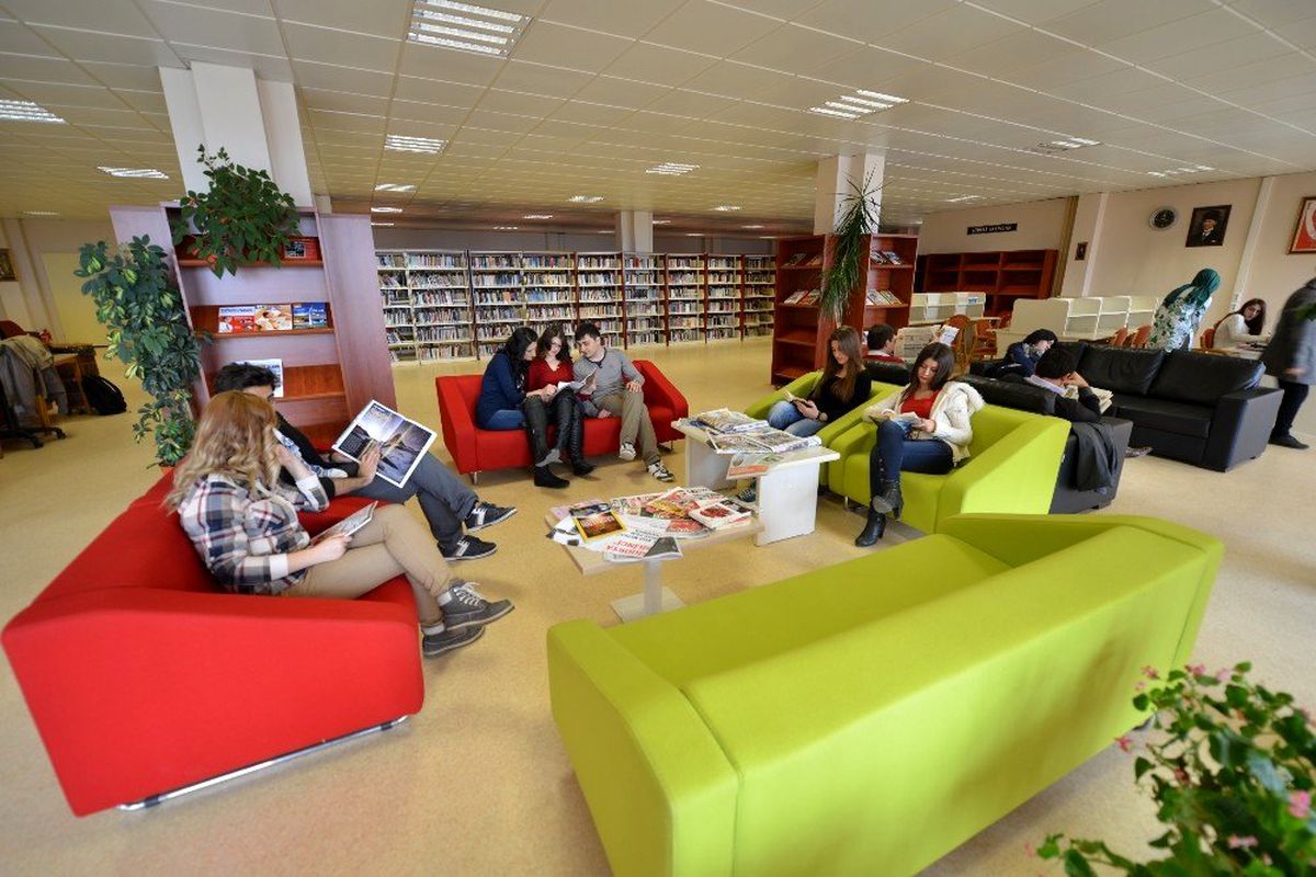Düzce üniversitesi öğrencilerini bekliyor