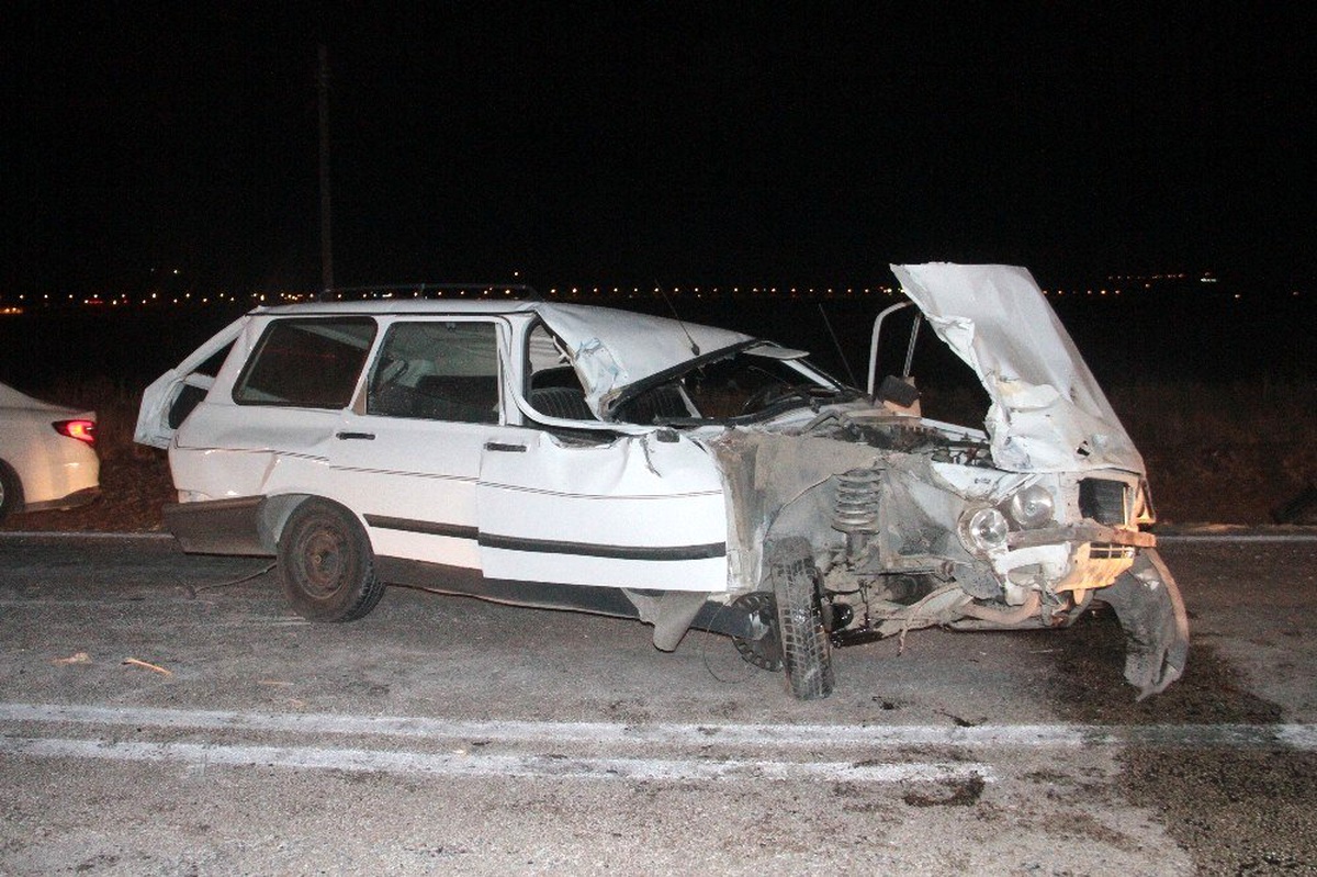 Elazığ\'da zincirleme trafik kazası: 5 yaralı