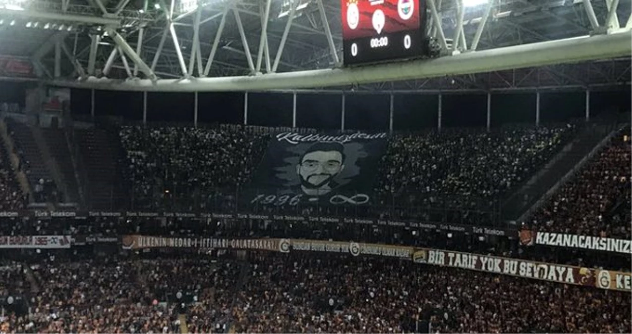 Fenerbahçe taraftarı Koray Şener\'i unutmadı