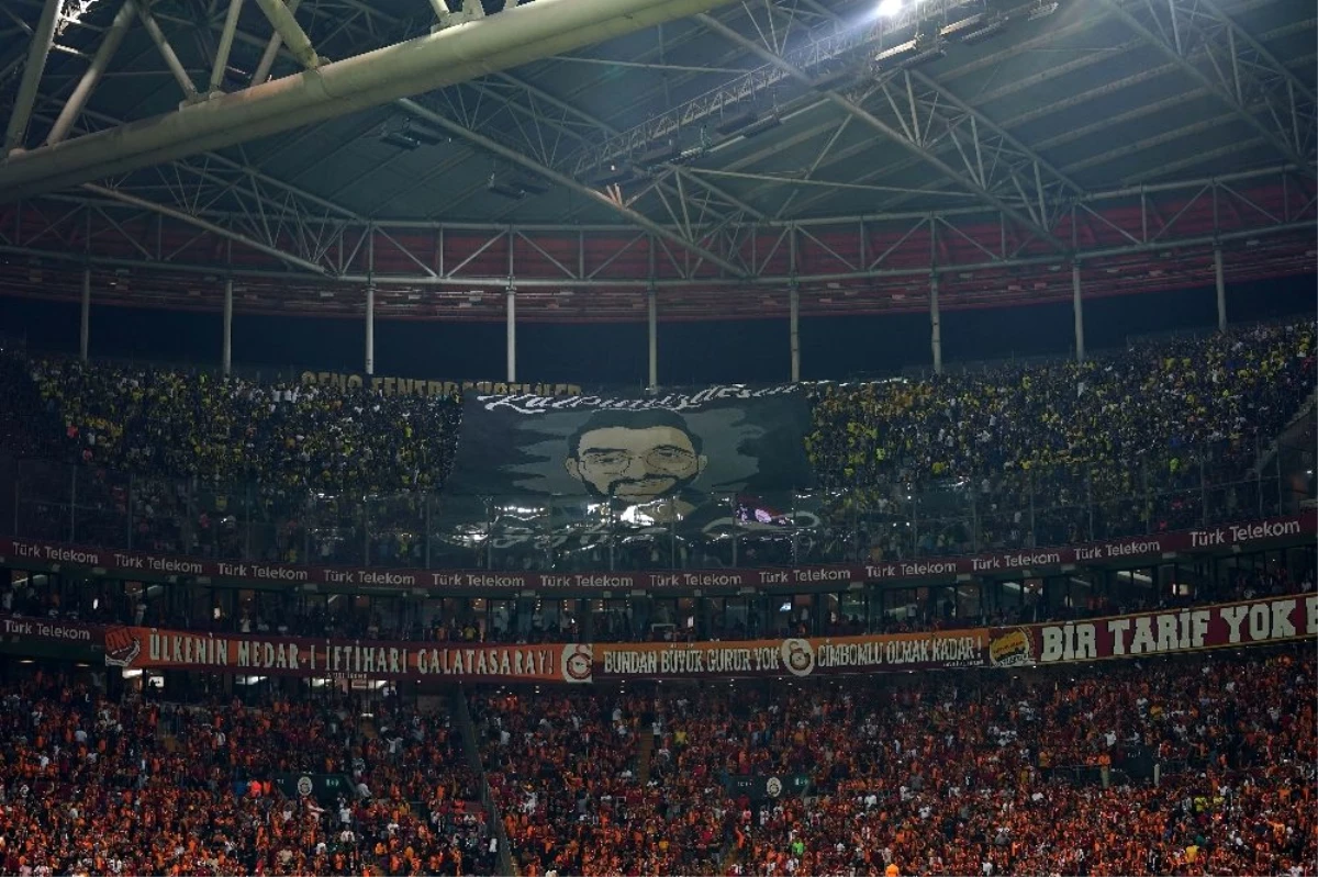 Fenerbahçe tribünleri Koray Şener\'i unutmadı