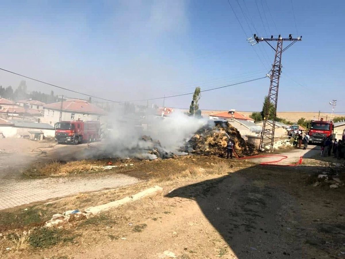 Karaman\'da saman yangını