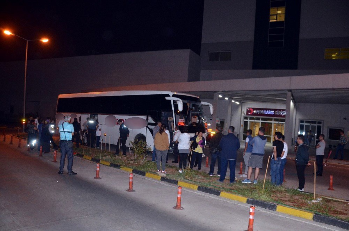 Psikolojik sorunu olan yolcunun krizi tuttu, otobüs rota değiştirdi