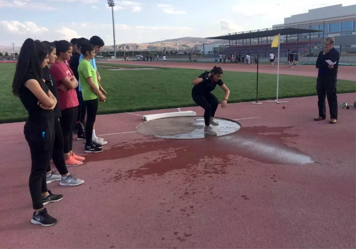 Sivas\'ta atletizm eğitimleri başladı