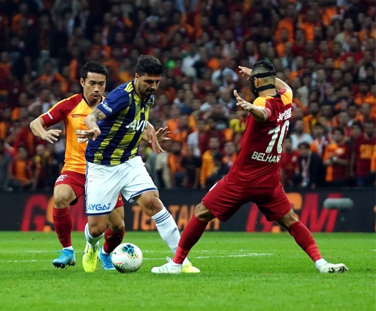 Süper Lig: Gaatasaray: 0 - Fenerbahçe: 0 (İlk yarı)