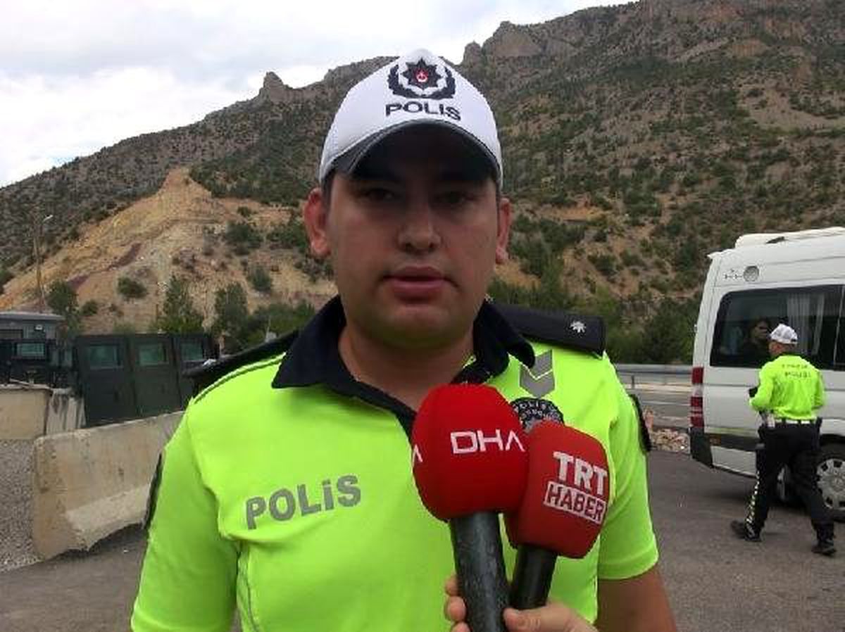 Sürücüler, \'yaşam tüneli\'nde bilgilendiriliyor