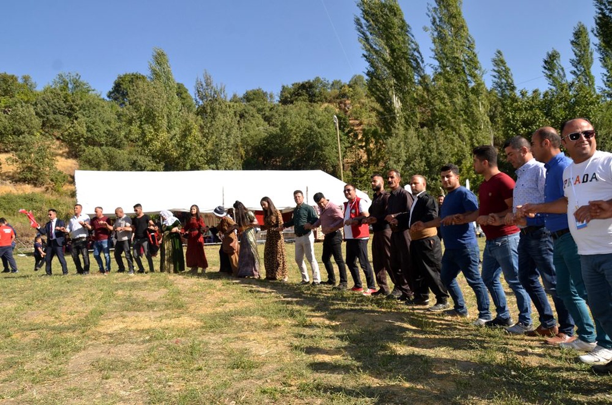 Terörden temizlenen Uludere\'de huzur festivali
