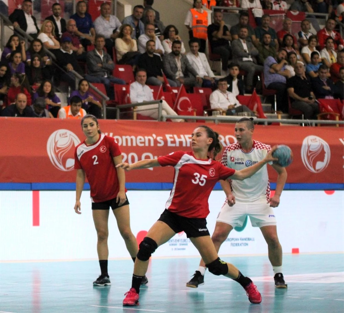 2020 Kadınlar Avrupa Hentbol Şampiyonası: Türkiye: 21 - Hırvatistan: 30