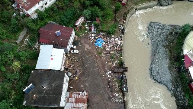 artvin de sel ve heyelan sonrasi hasar tespiti