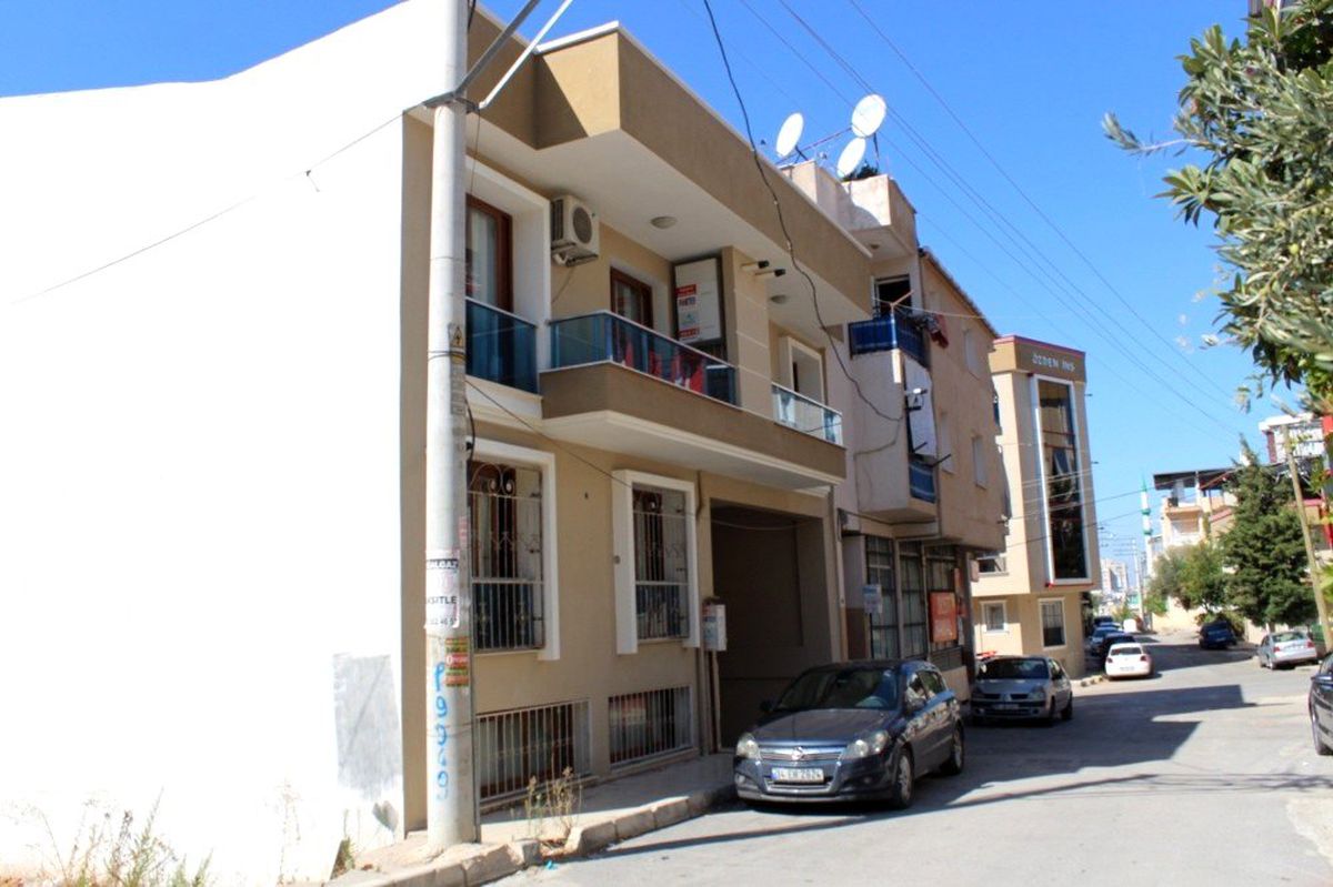 Başından vurulan kadın hayatını kaybetti