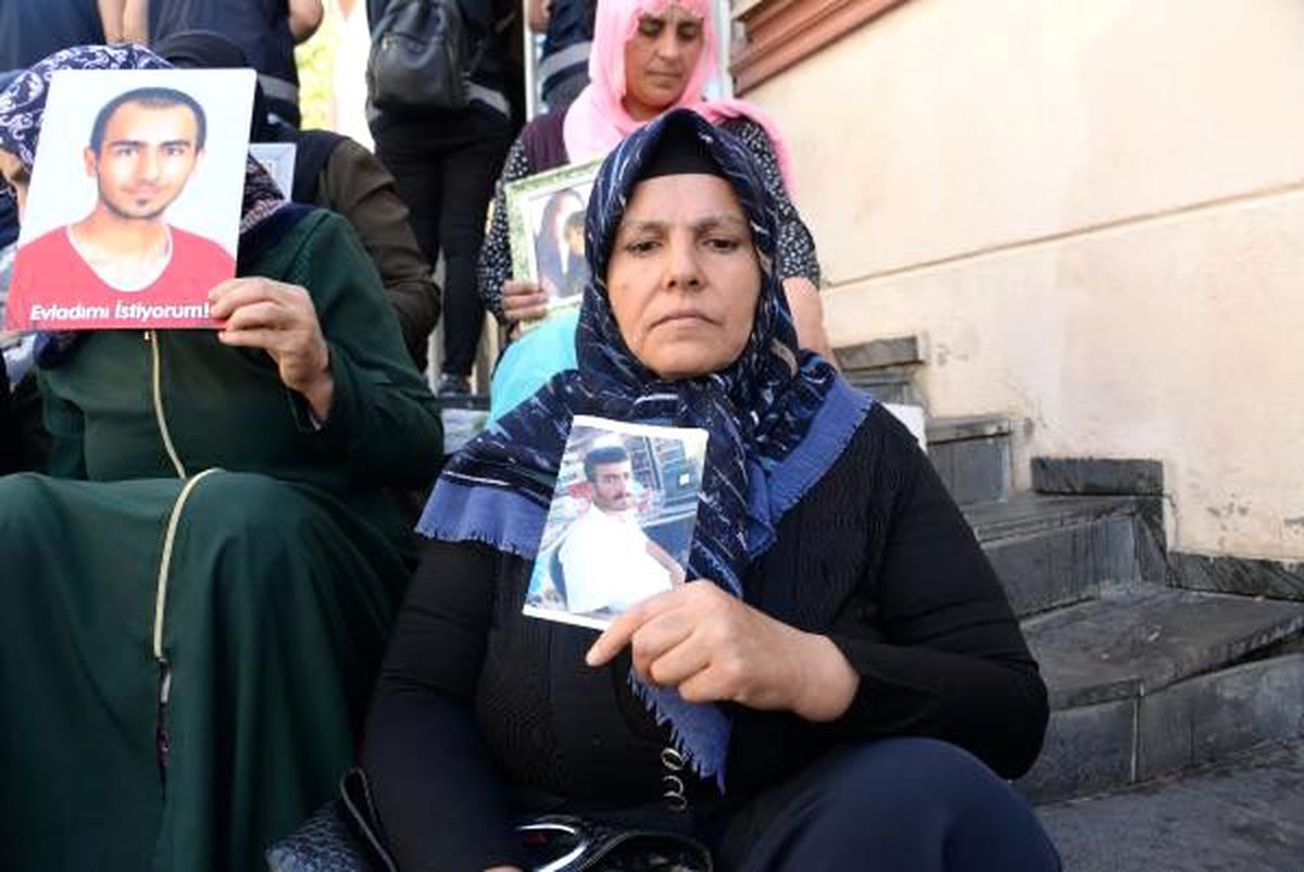Diyarbakır\'da hdp önündeki eylemde 27\'nci gün (2)