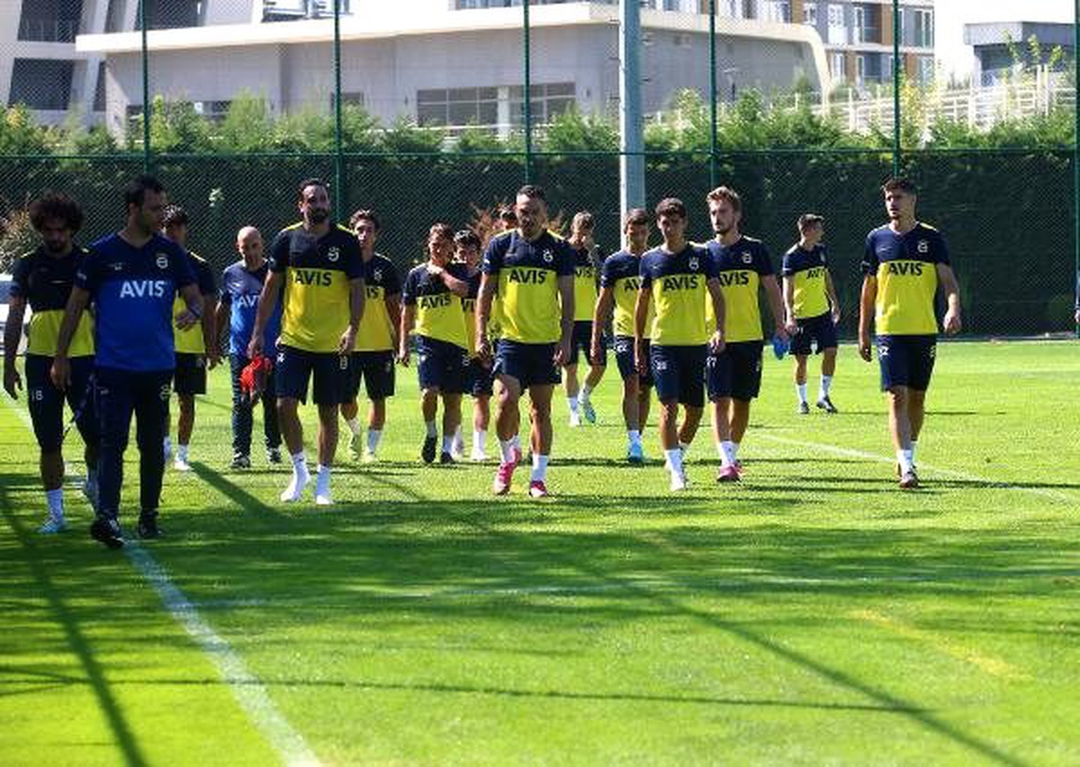 Fenerbahçe\'de antalyaspor maçının hazırlıkları başladı