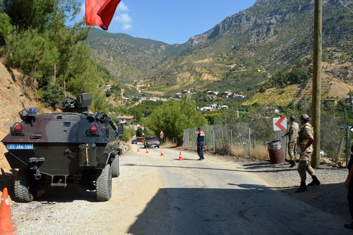 Jandarmadan yaylacılara yaşam malzemesi bırakılmaması uyarısı