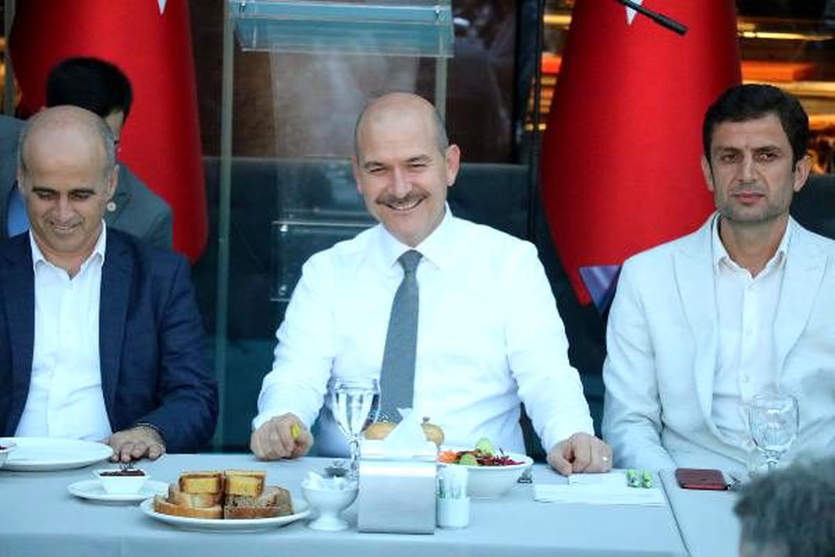 Süleyman soylu maltepe\'de trabzonlular ile buluştu