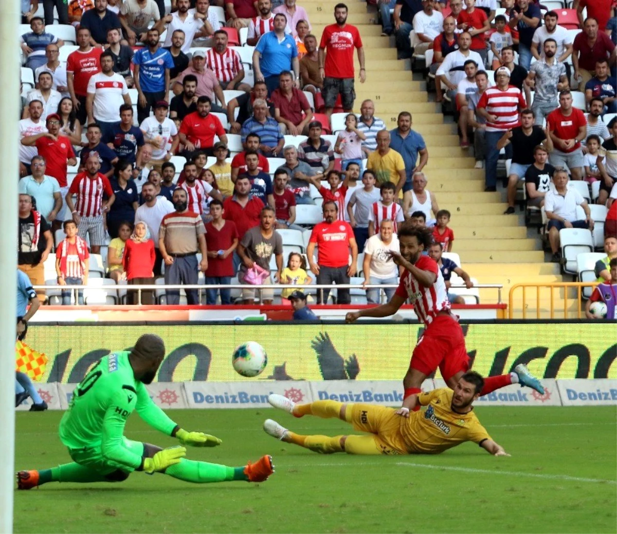 Süper Lig: Antalyaspor: 3 - Yeni Malatyaspor: 0 (Maç sonucu)