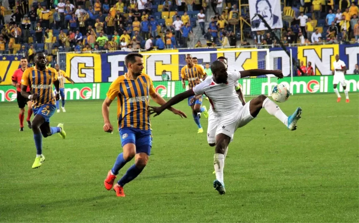 Süper Lig: MKE Ankaragücü: 2 - Gençlerbirliği: 1 (Maç Sonucu)