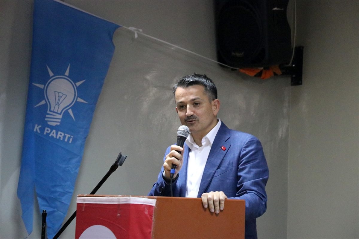 "Süt fiyatlarında üretici lehine gelişmeyi yakın zamanda göreceğiz"