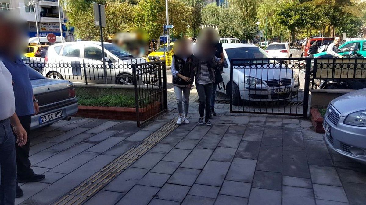 Uyuşturucu satıcısı kadın yakalandı