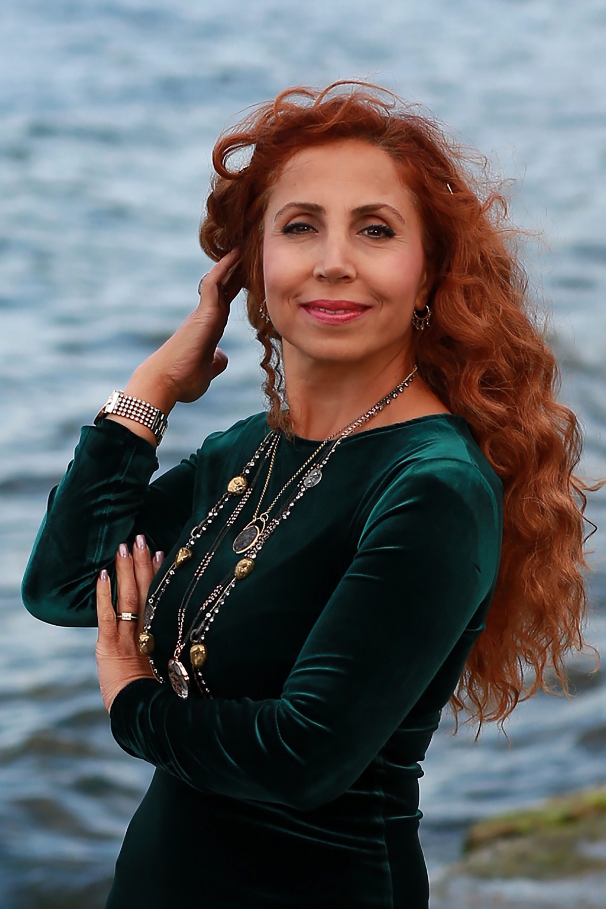 Araştırmacı yazar-sosyolog\'un beşinci kitabı "GAYANNA" raflardaki yerini aldı