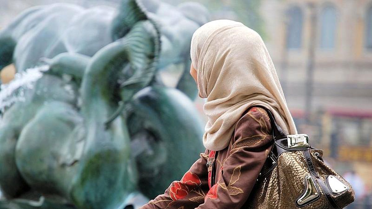 Avusturya\'da halkın yarısı Müslümanların haklarının sınırlandırılmasını istiyor
