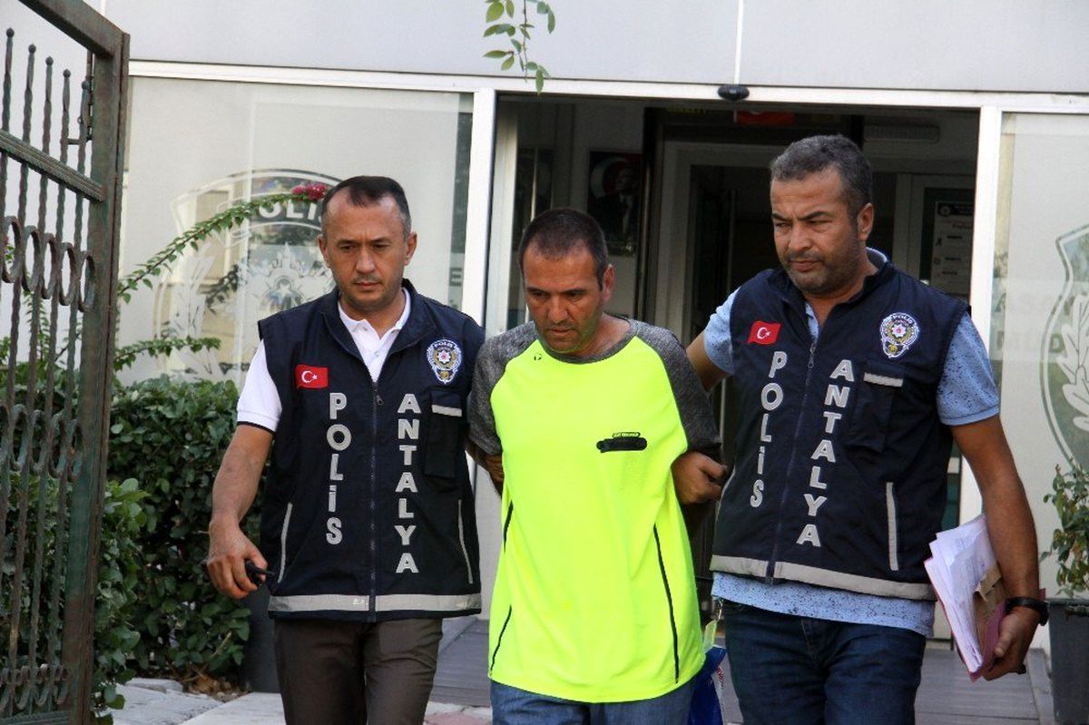 Baldızını öldüren zanlı Konyaaltı Sahili\'nde sahte kimlikle yakalandı