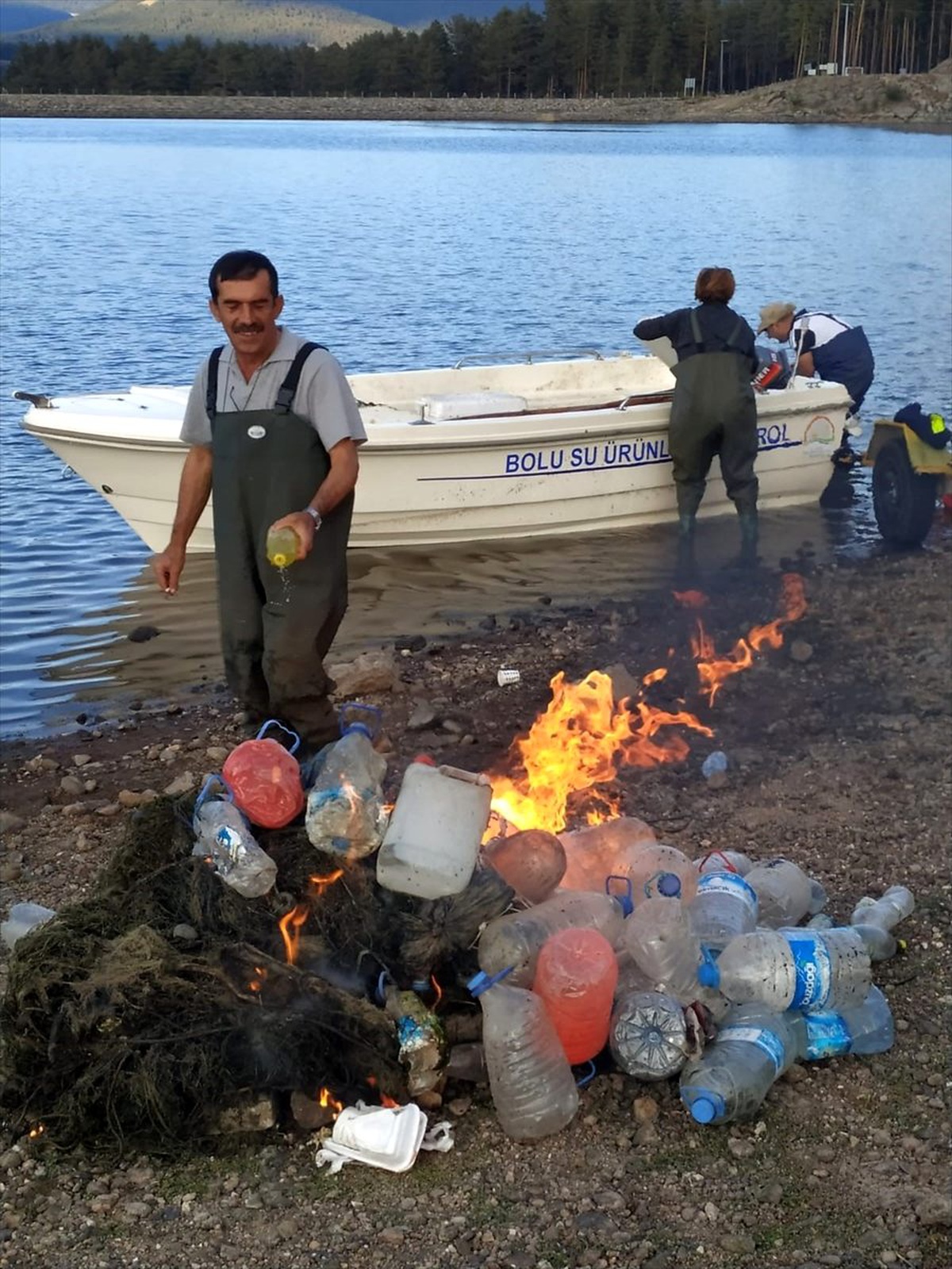 Bolu\'da 500 metre hayalet ağ ele geçirildi
