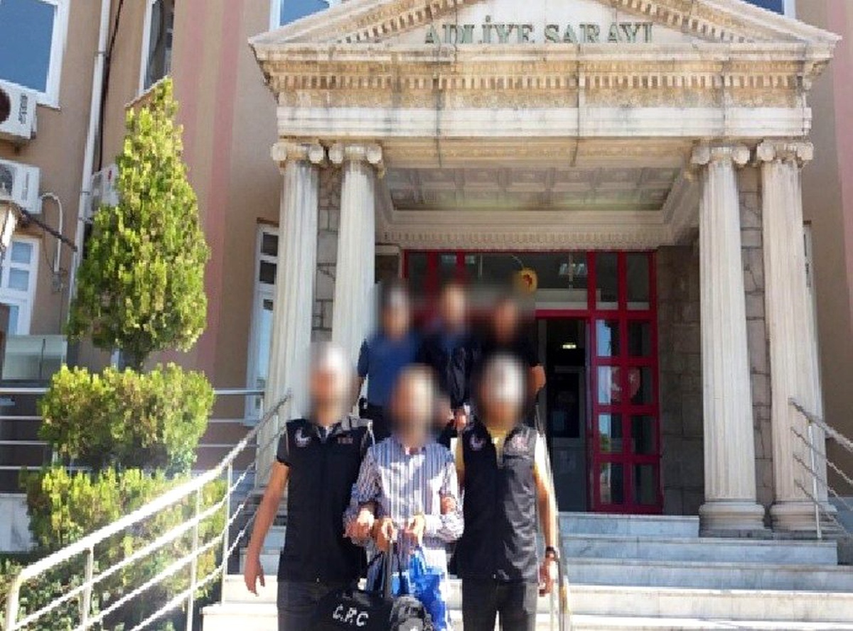 Didim\'de FETÖ operasyonu; 24 kişi gözaltına alındı