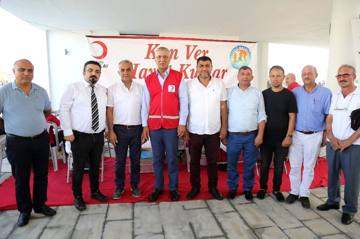 "Donör Ol, Umut Ol" kampanyasına yoğun ilgi