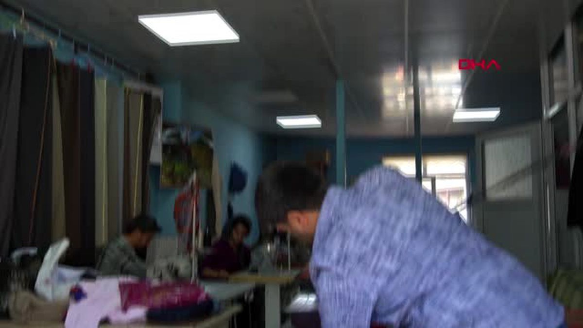 Hakkari yöresel kıyafetler geçim kaynağı oldu