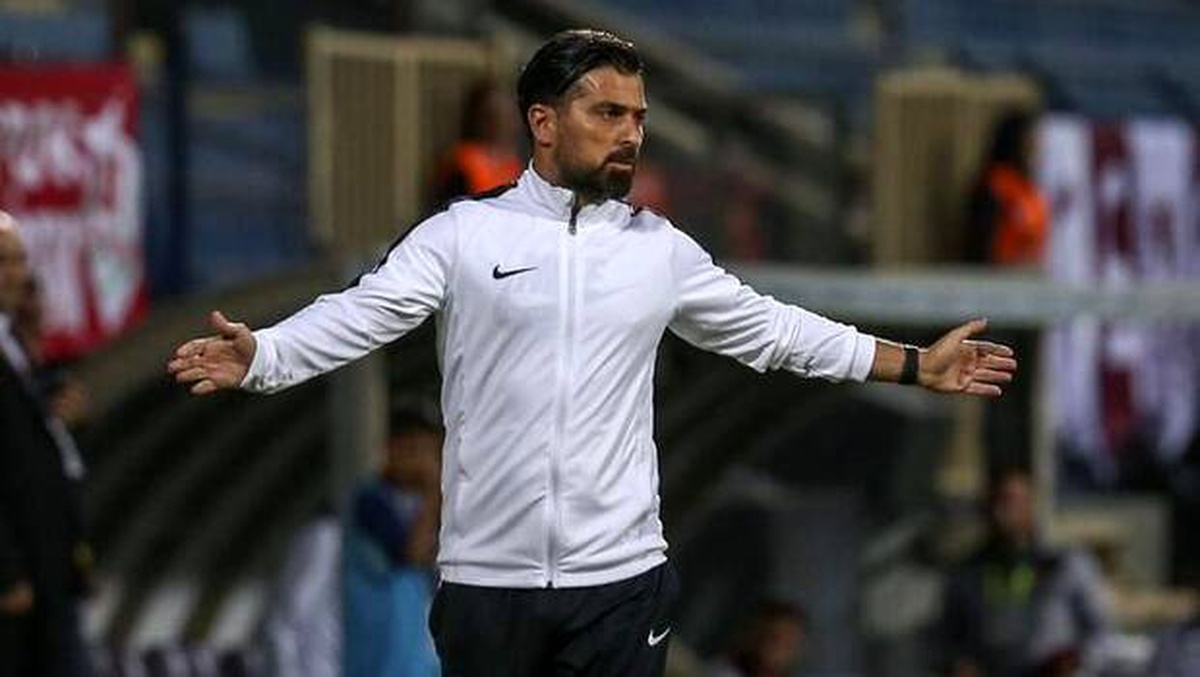 Hatayspor\'da İlhan Palut\'un görevine son verildi