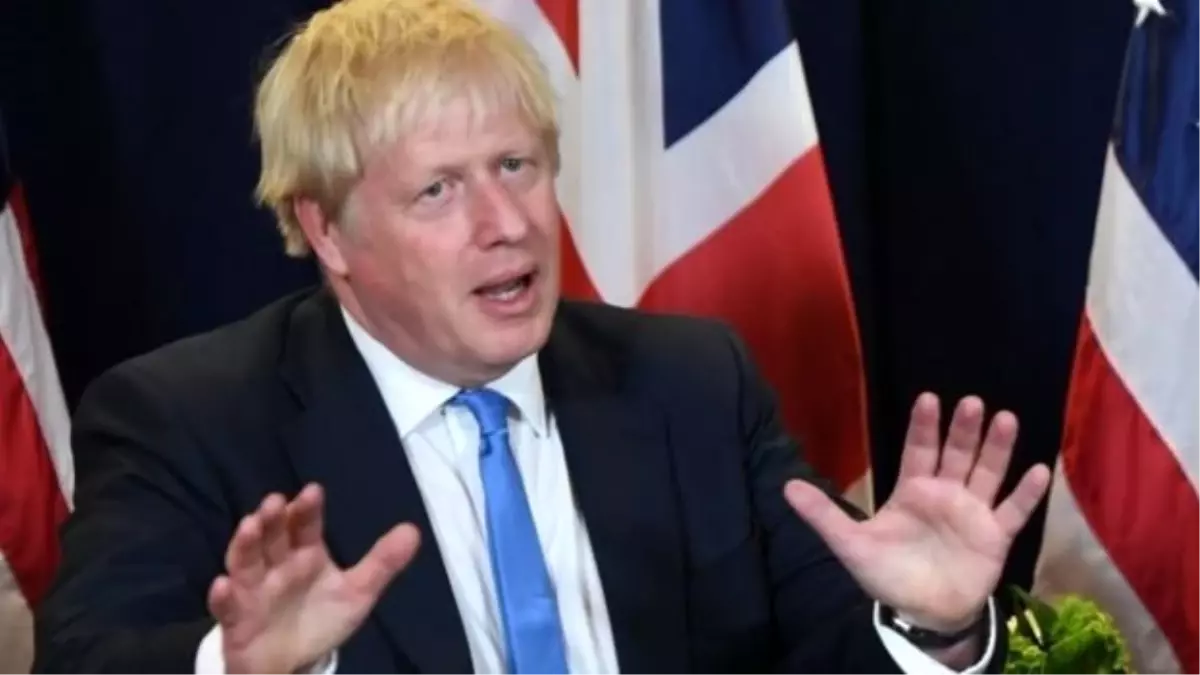 İngiltere\'de Başbakanlık\'tan yalanlama: Boris Johnson gazetecinin baldırını sıkmadı