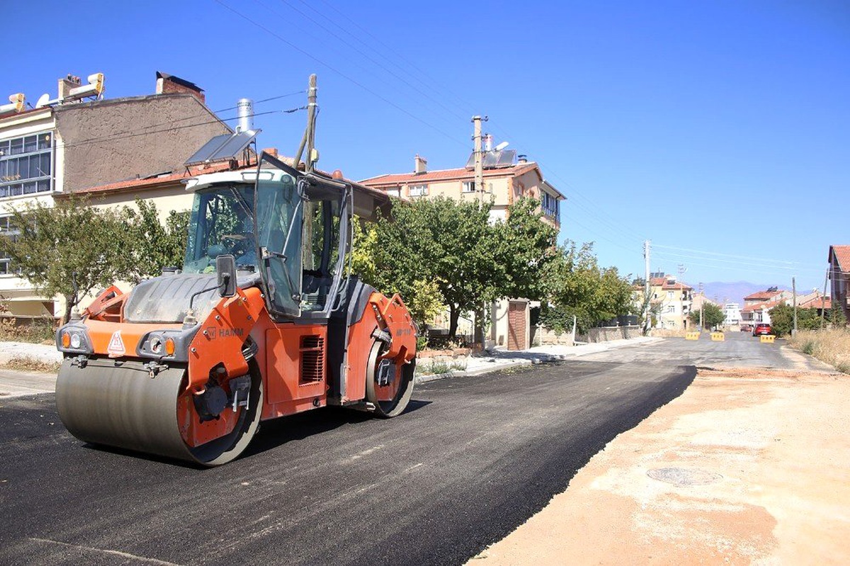 Karaman Belediyesinden sıcak asfalt çalışması