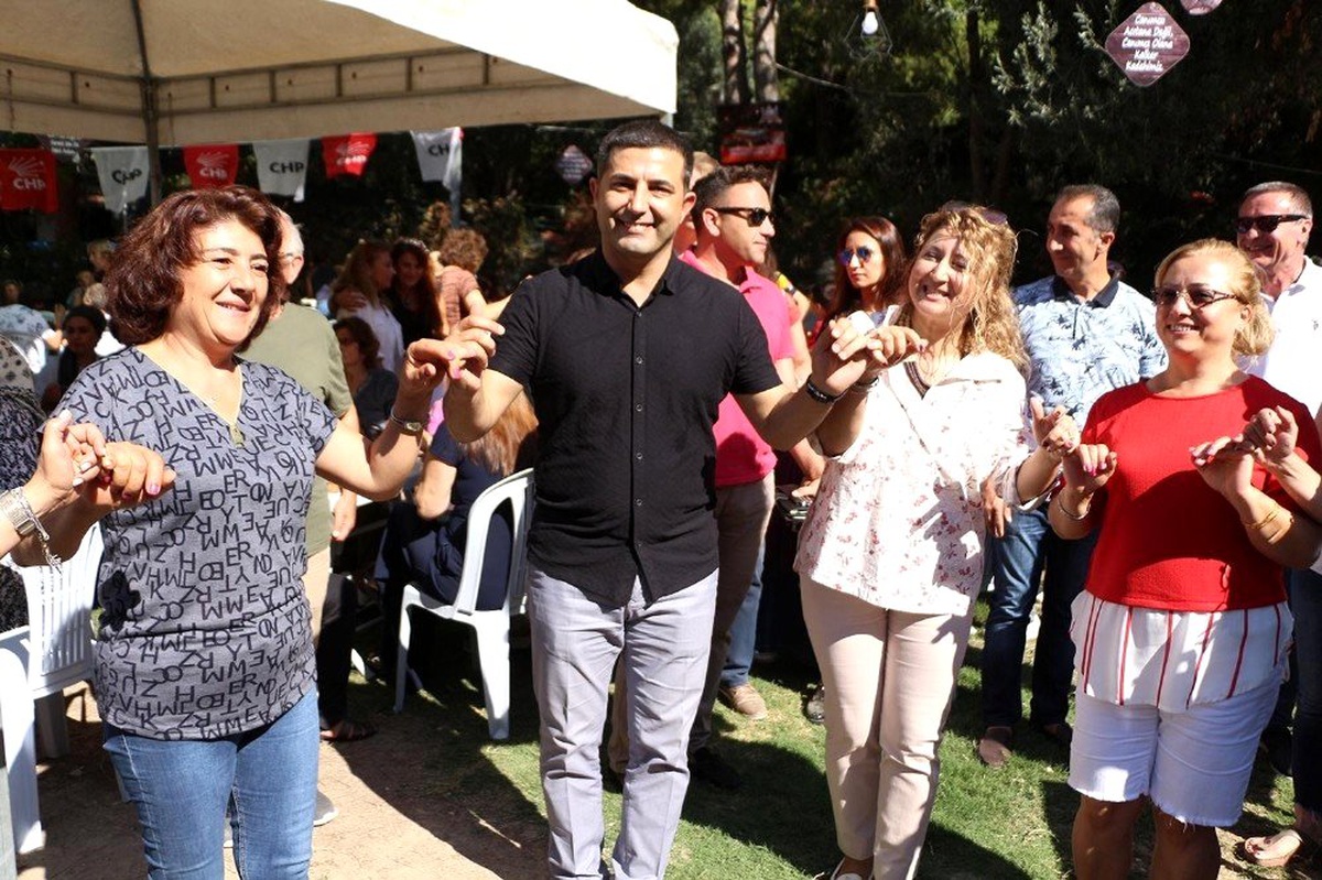 Kuşadası\'daki Kadın ve Çocuk Şenliği yoğun ilgi gördü