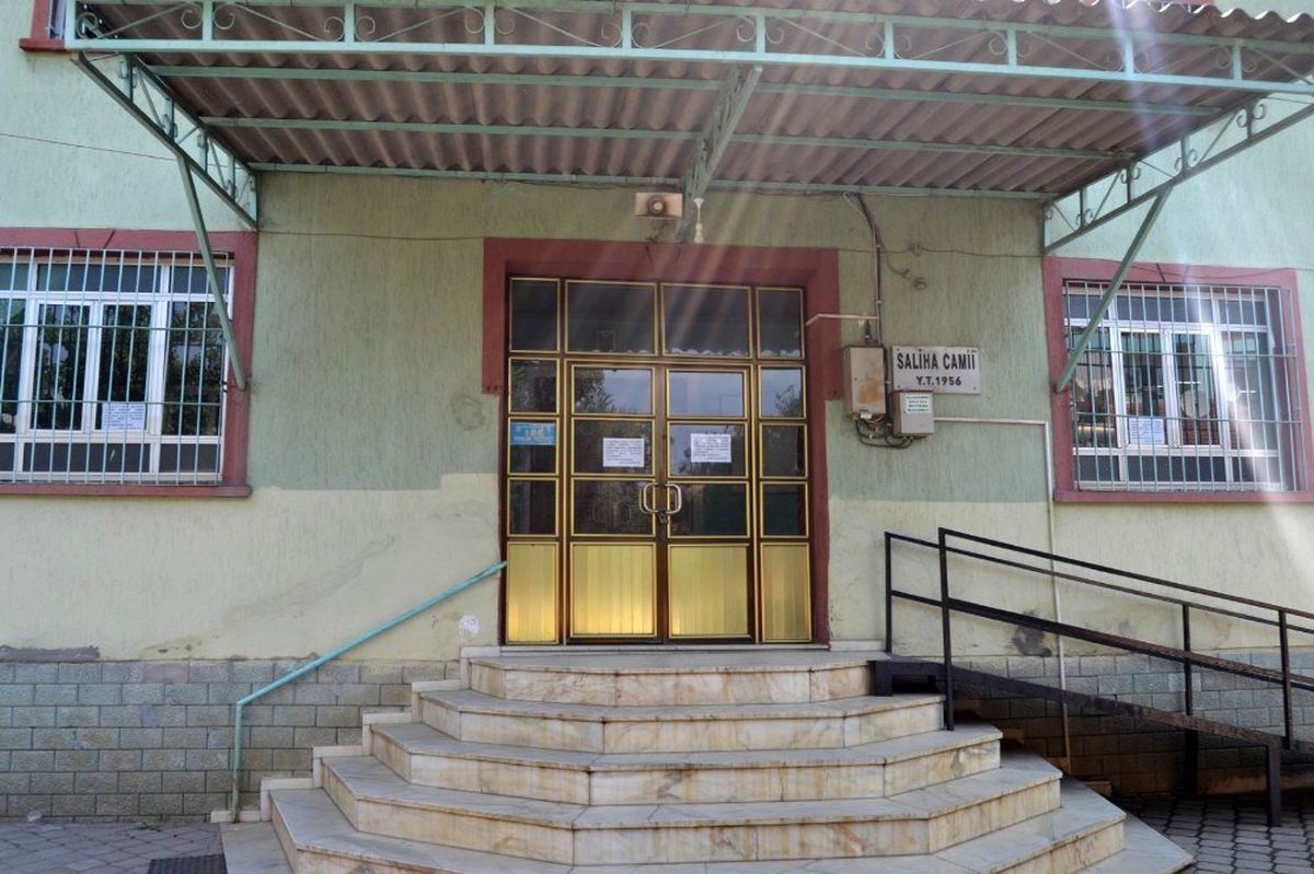 Manisa\'da 63 yıllık camiye yıkım kararı