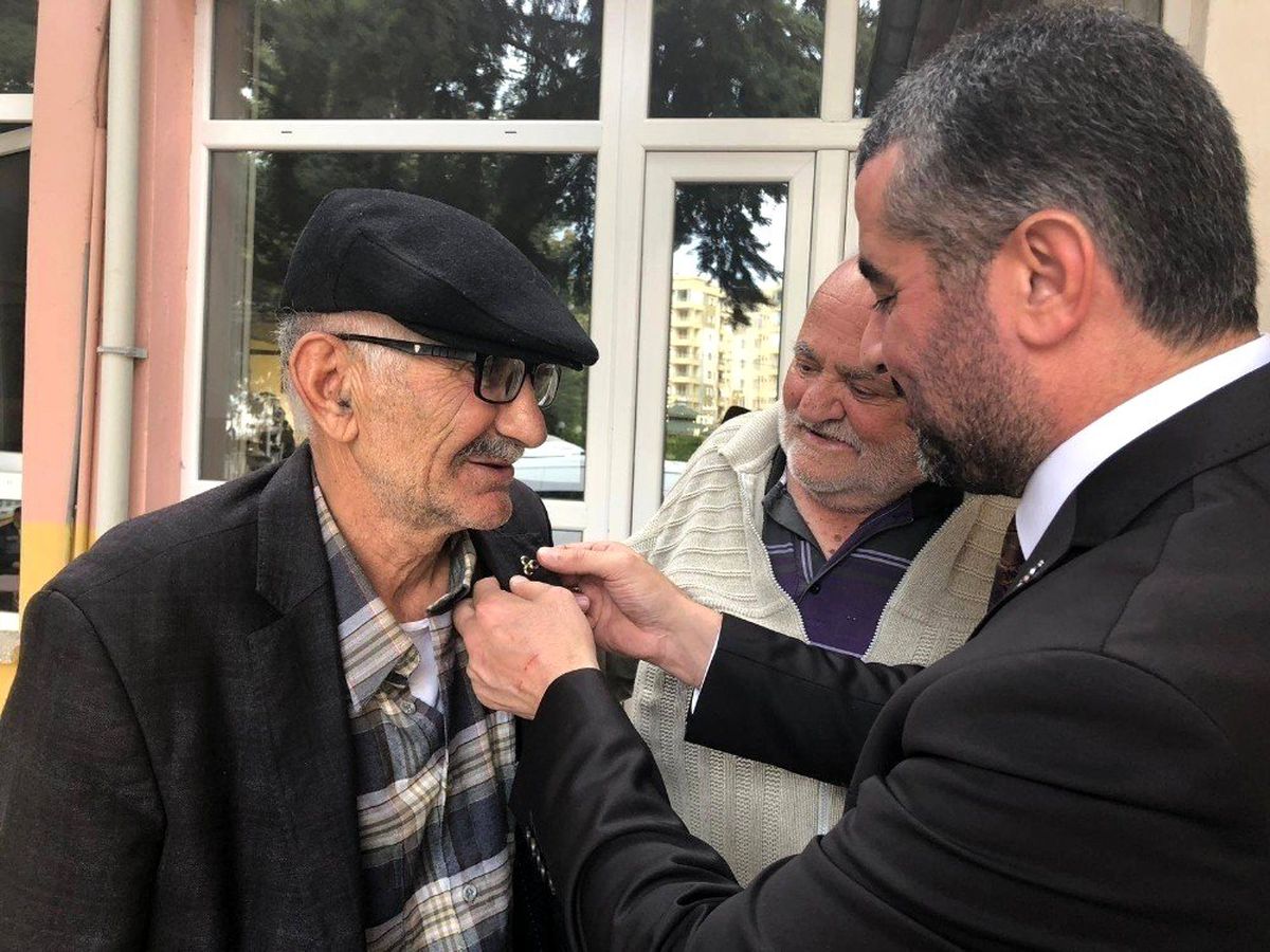 MHP\'li Avşar\'dan 1 Ekim Dünya Yaşlılar Günü kutlaması
