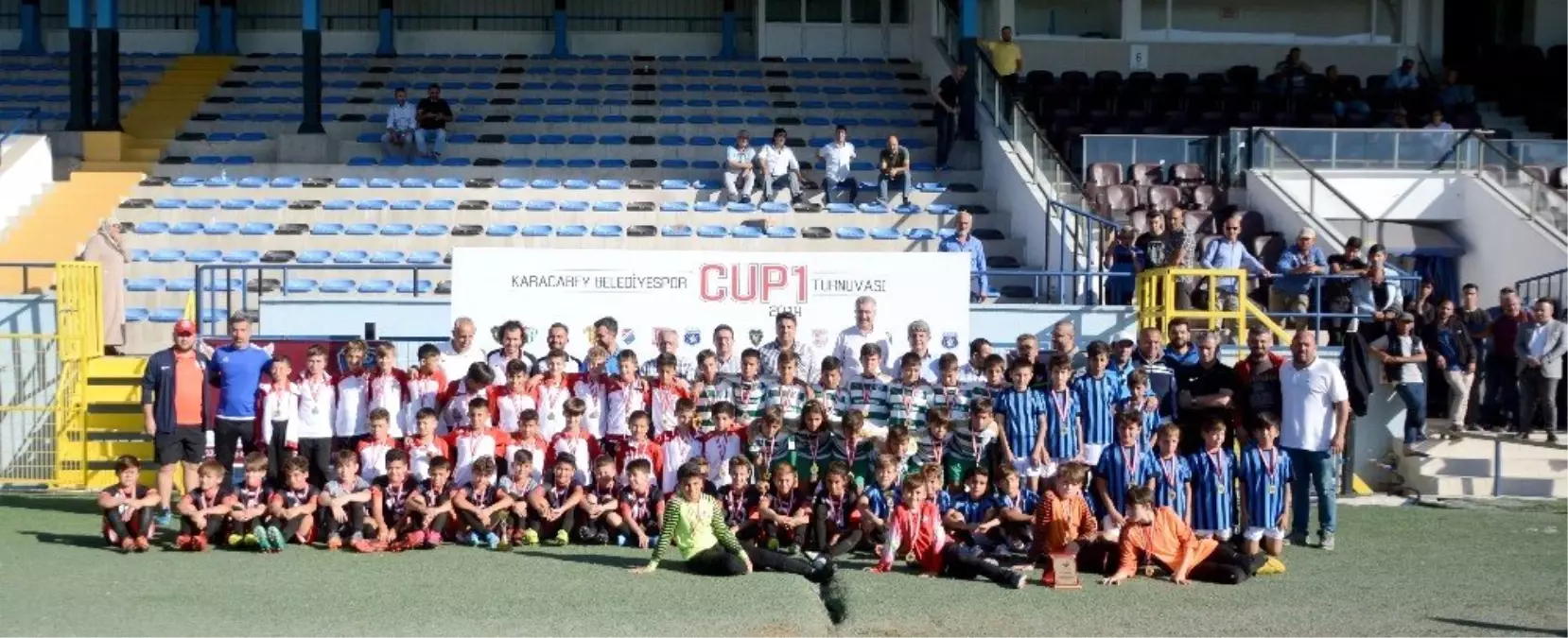 Minikler Karacabey Cup1 Turnuvası\'nda ter döktü