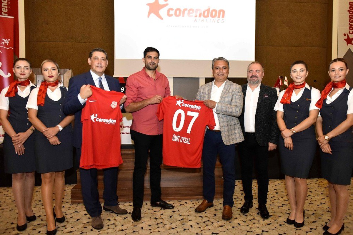 Muratpaşa Belediyespor kadın hentbol takımının resmi sponsoru Corendon Airlines oldu