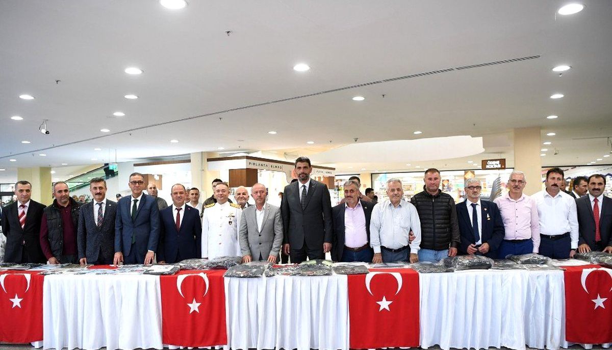 Şehit emanetleri sergisi Kartepe\'de açıldı