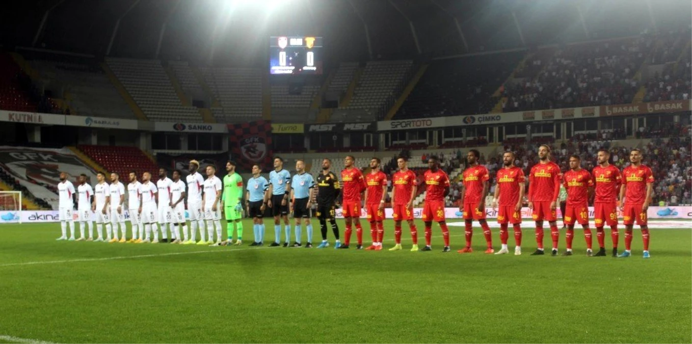 Süper Lig: Gazişehir Gaziantep: 0 - Göztepe: 0 (İlk Yarı)