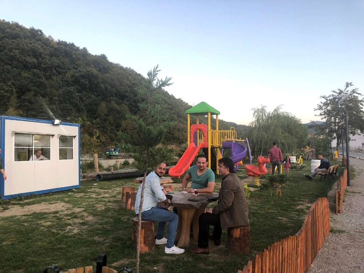 Türkelililer, son sıcak günleri "Yaşam Vadisi"nde değerlendirdi