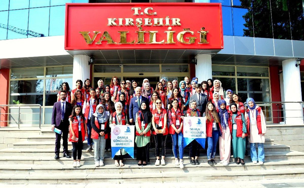 Vali Akın\'a, \'Damla Gönüllülük Hareketi Projesi\' ziyareti