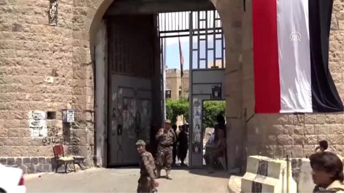 Yemen\'de Husiler yüzlerce tutukluyu tek taraflı serbest bıraktı