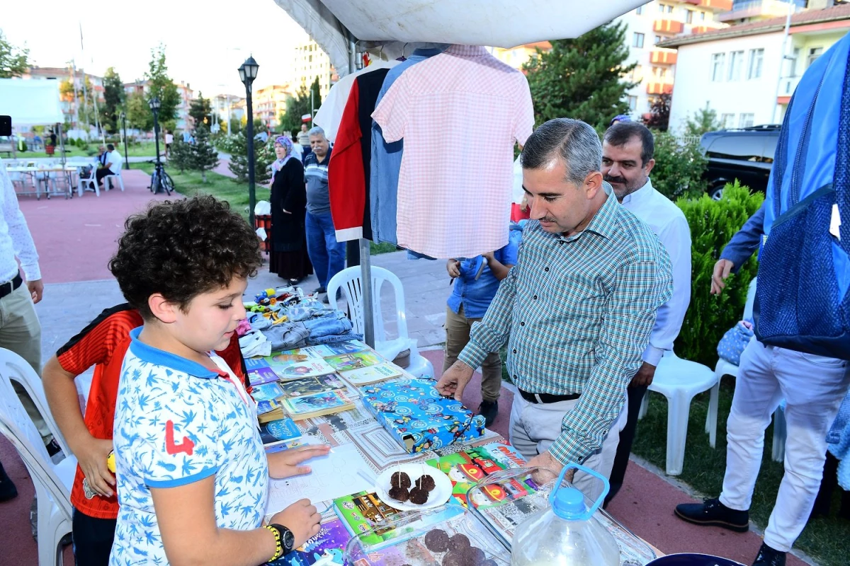 Yeşilyurt kent konseyinin \'geri dönüşüm çarşısı\' etkinliği renkli ve heyecanlı geçti