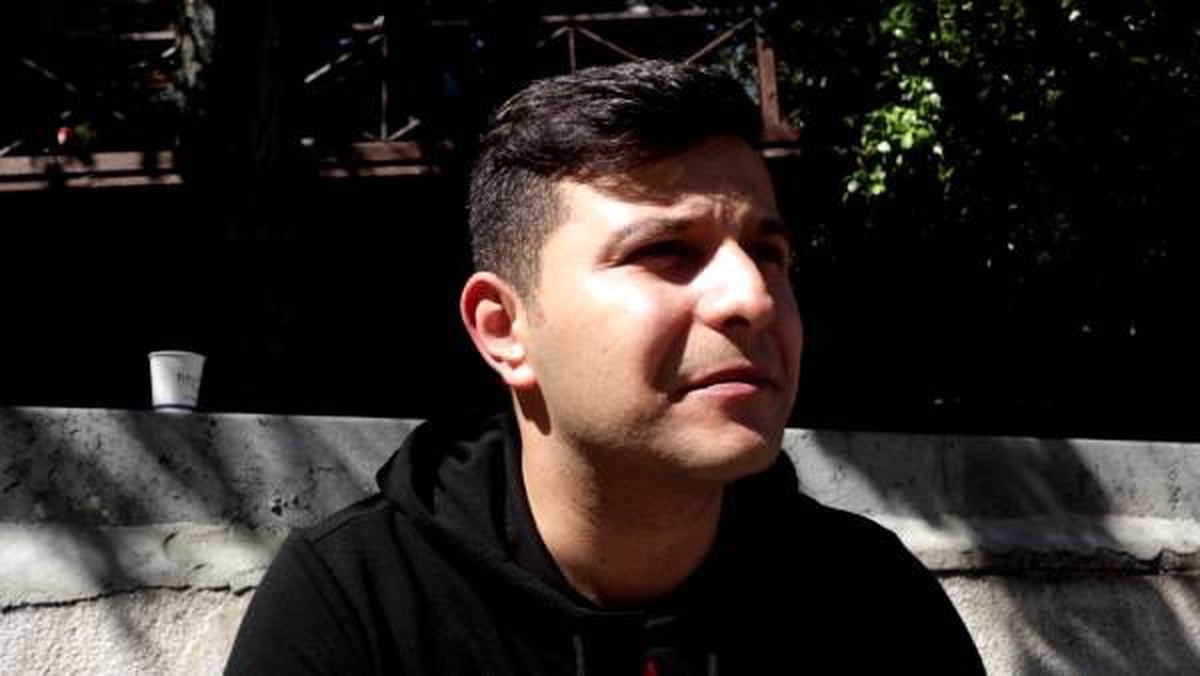 Zeytinburnu\'nda boğazından bıçaklanan taksicinin oğlu konuştu