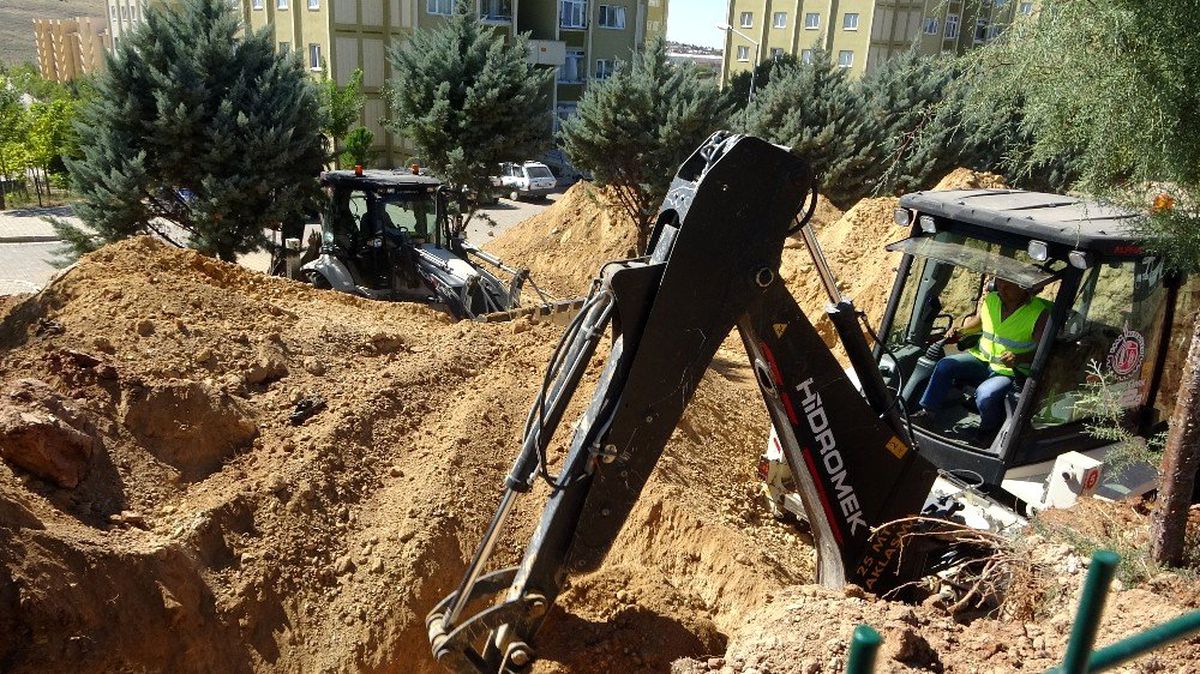 13 yıl önce kaybolan adamın cesedi iş makinesi ile aranıyor