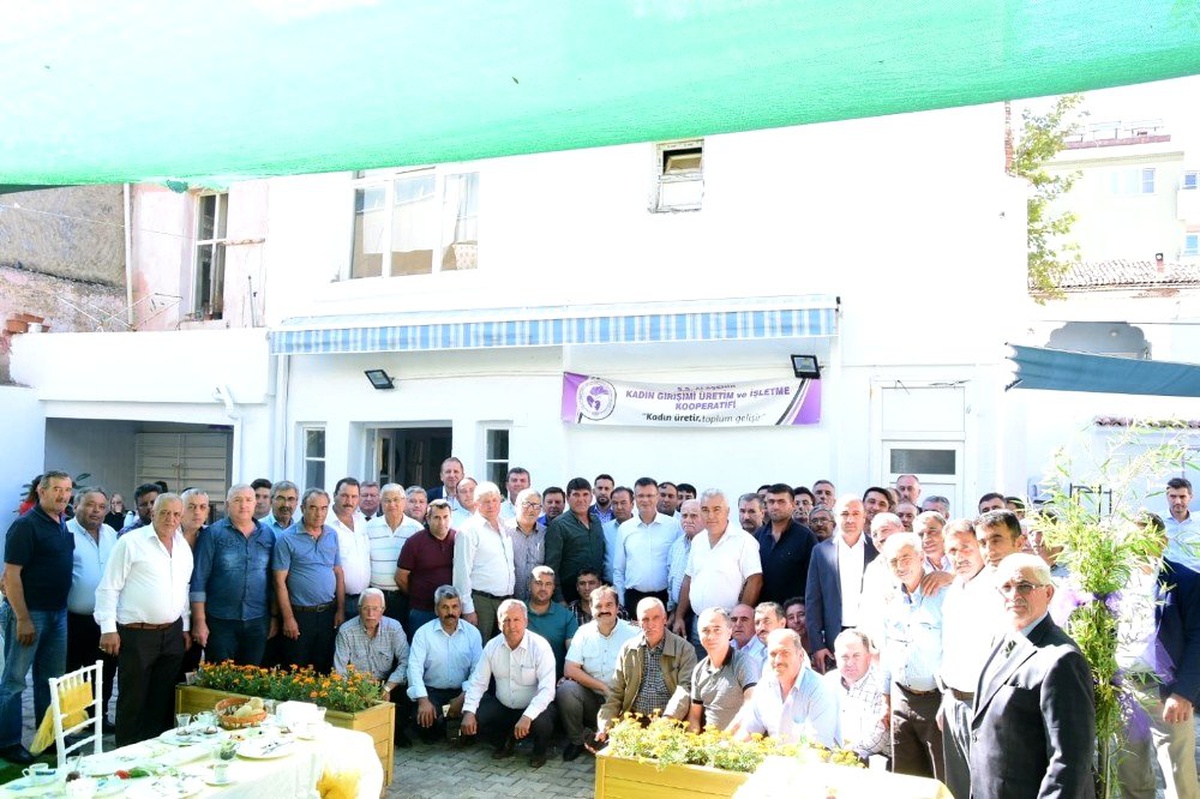 Alaşehir\'de hem tasarruf hem hizmet yapılıyor