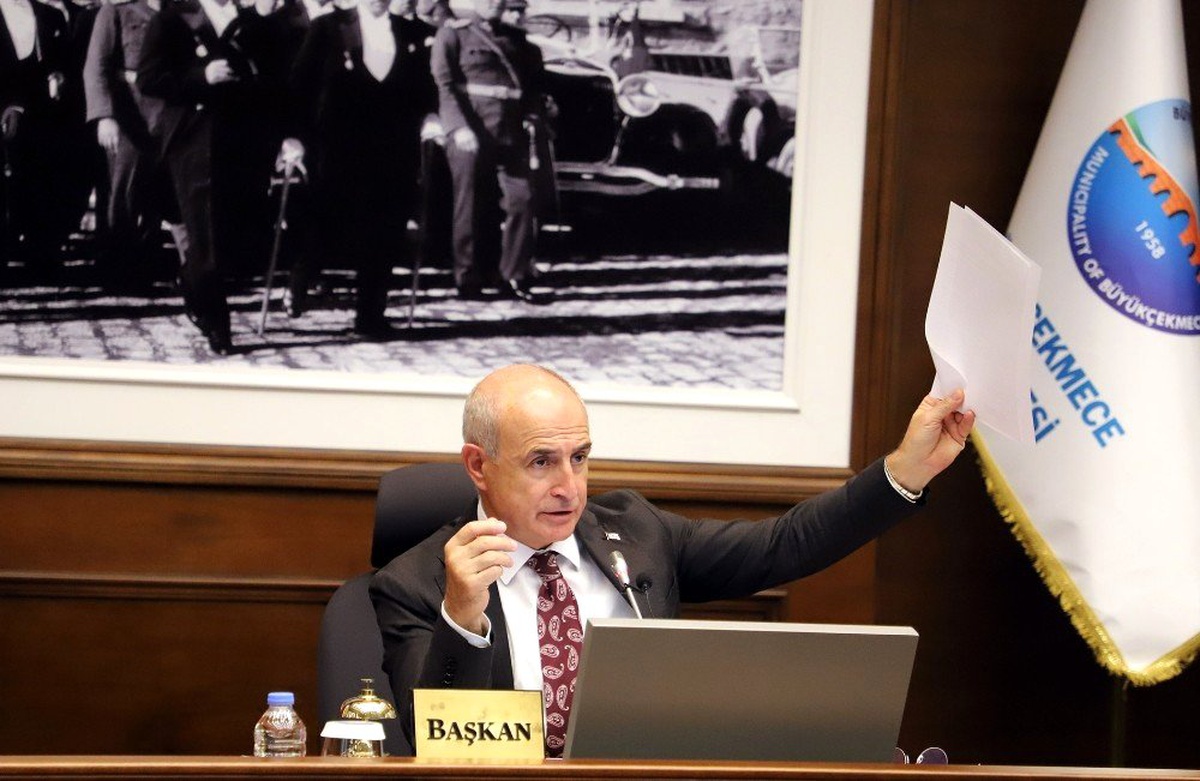 Başkan Akgün: "Depreme topyekun hazırlanmak zorundayız"