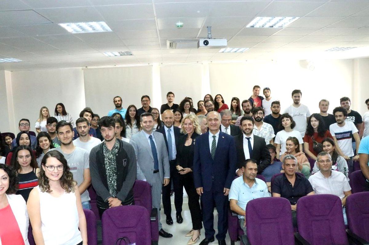 Deri sektörüne başarı bursuyla katma değer