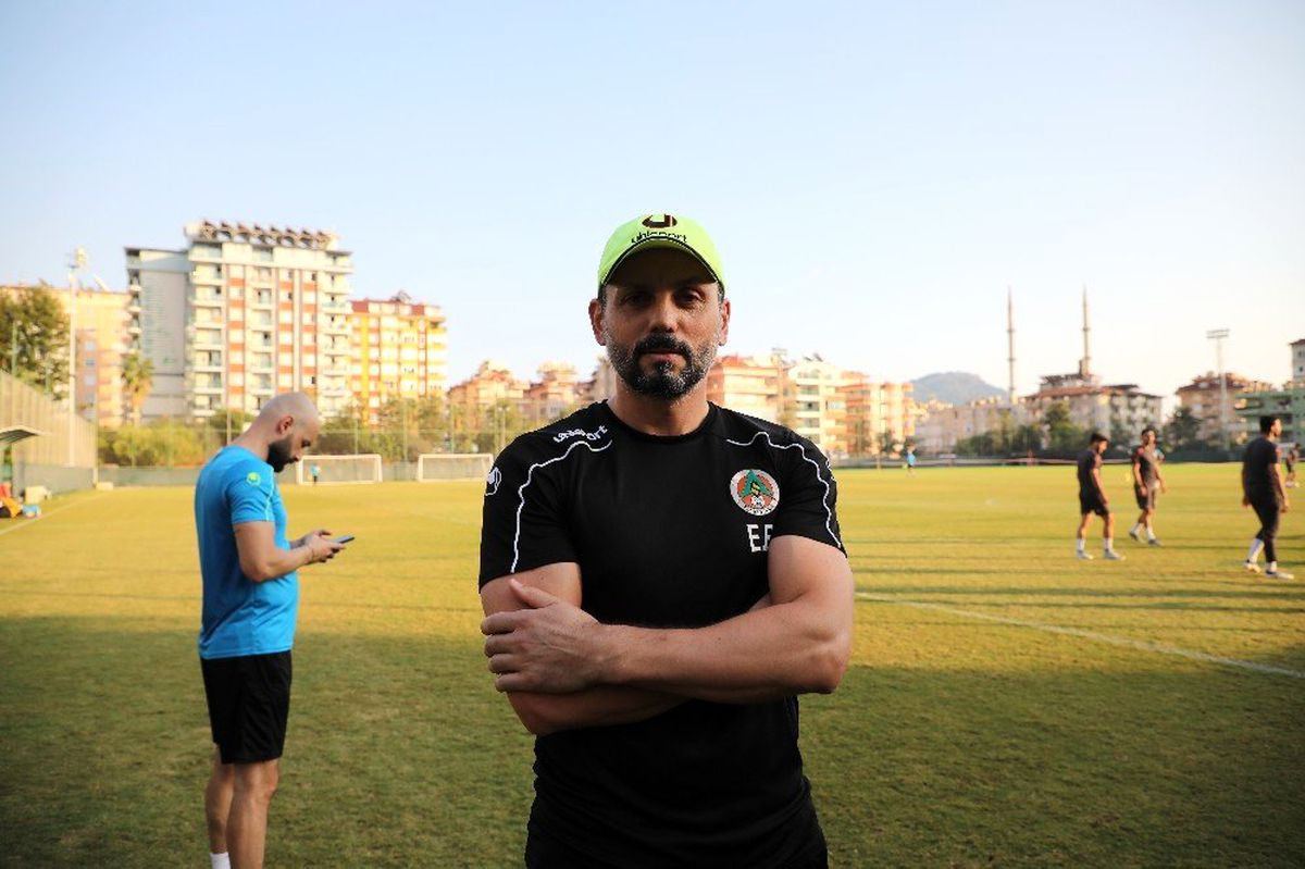 Erol Bulut: "Beşiktaş maçından puanla dönmek istiyoruz"
